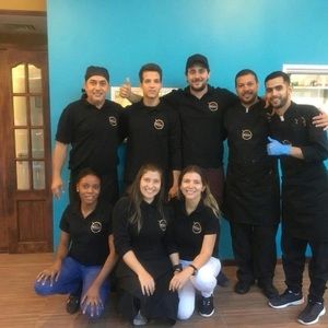 Meet your Posher, Carlos manuel